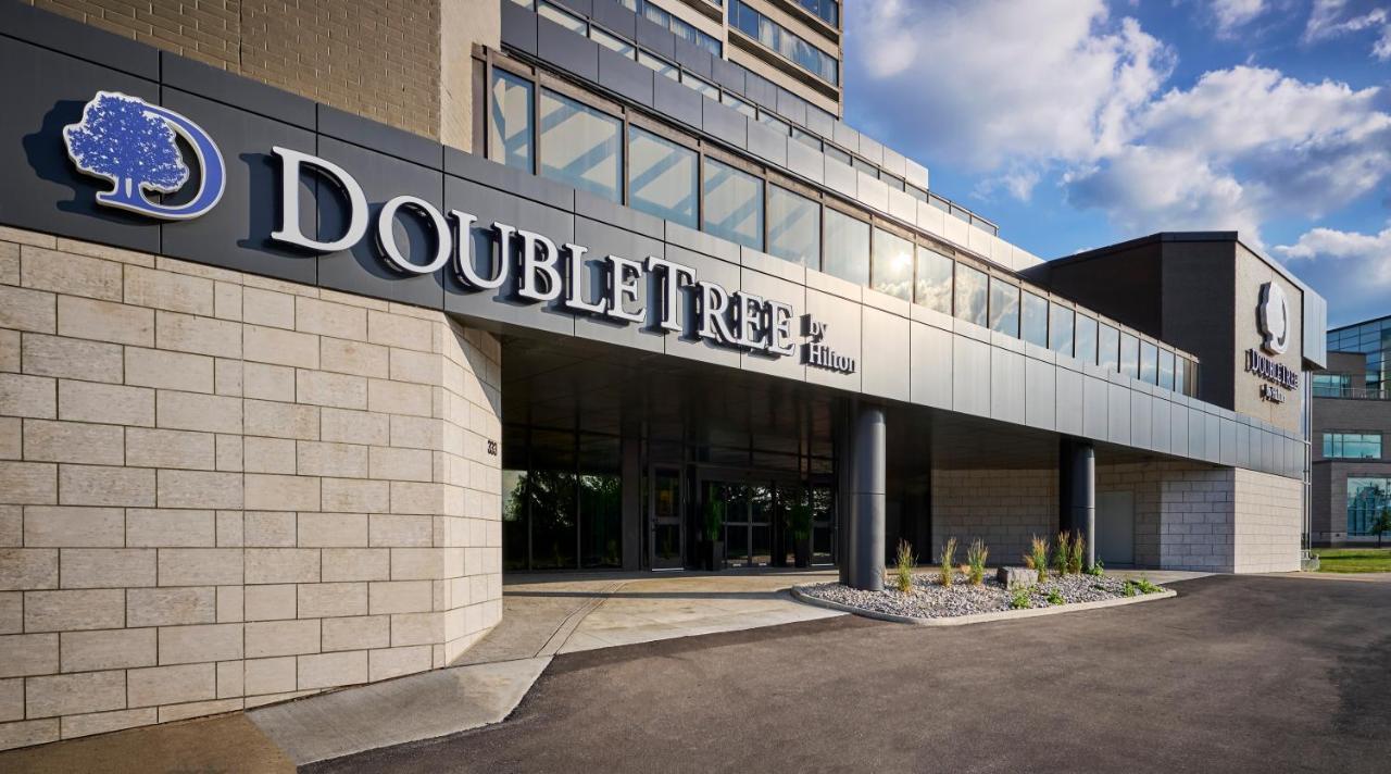 Hotel Doubletree By Hilton Windsor, On Exterior foto